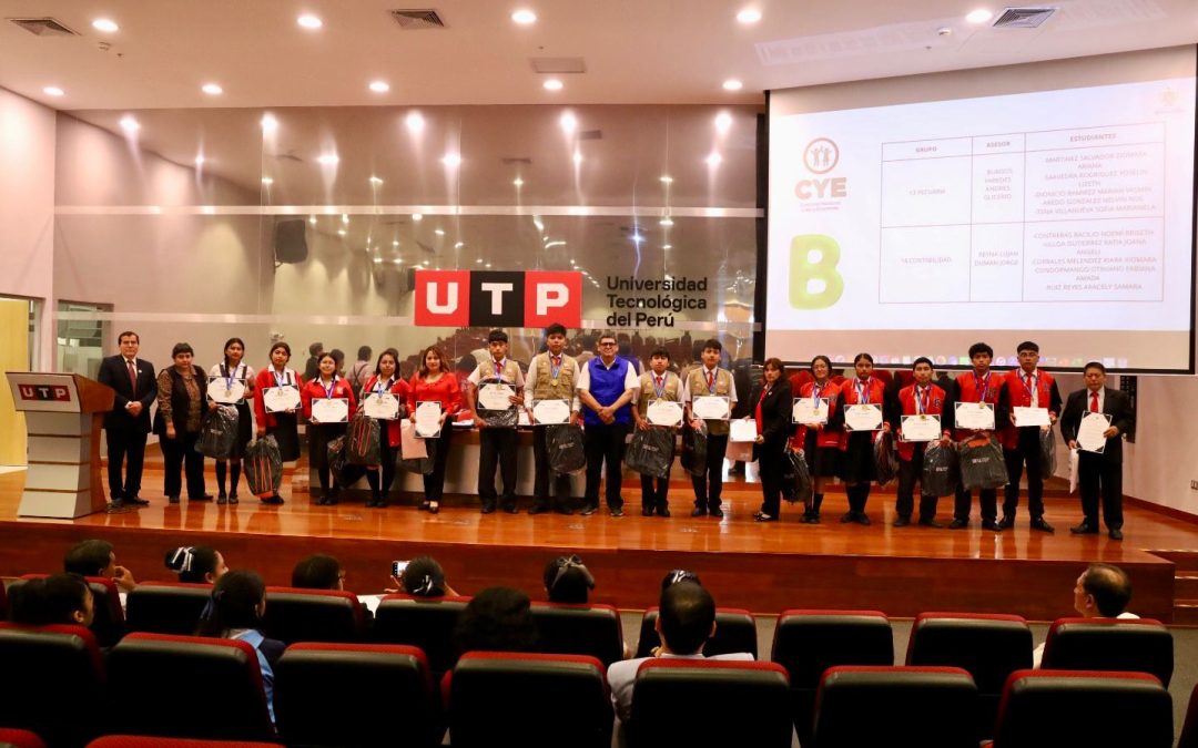 MÁS DE 350 ESTUDIANTES Y DOCENTES GANADORES EN CONCURSO EDUCATIVO FUERON PREMIADOS POR EL GORE