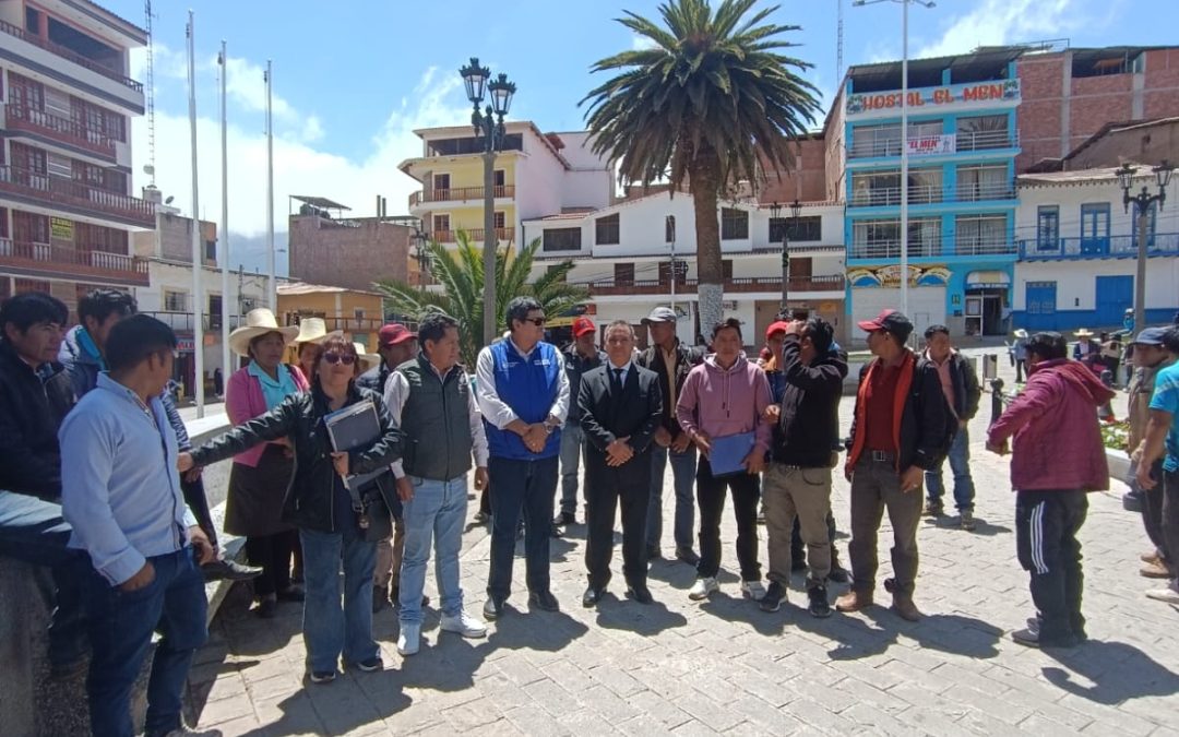 NIÑOS Y ADOLESCENTES DE USQUIL Y AGALLPAMPA SERÁN BENEFICIADOS CON MEJORES CONDICIONES EDUCATIVAS.