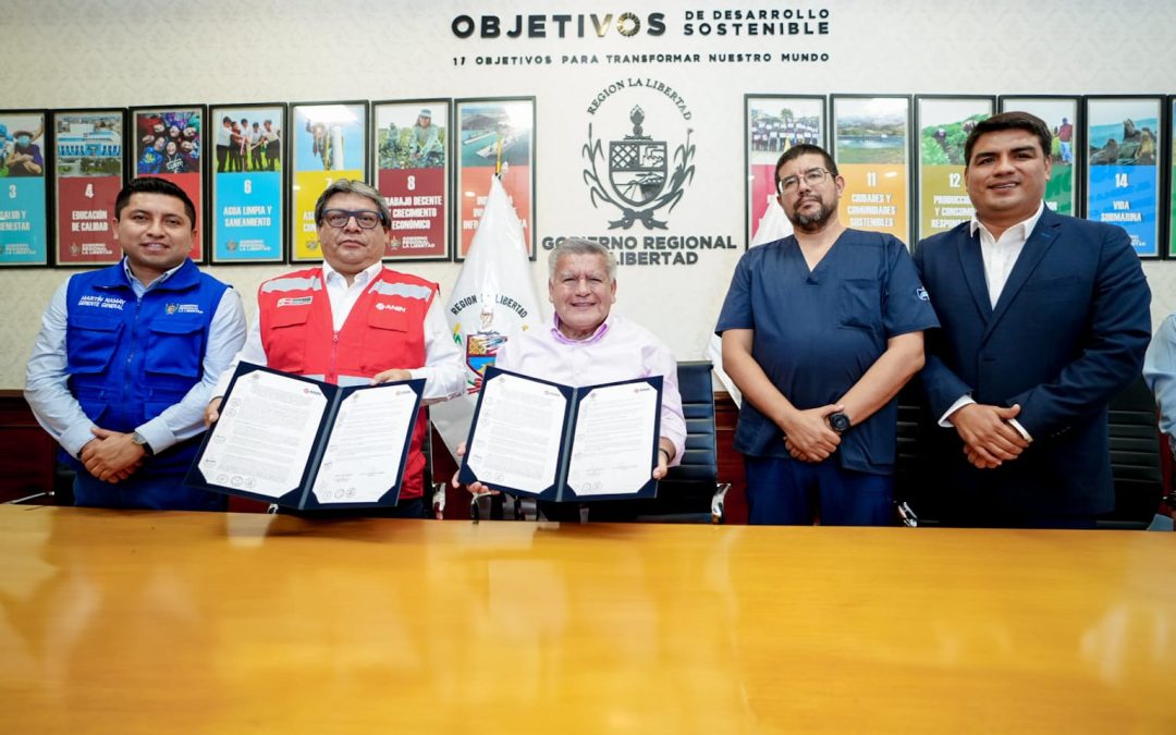 CÉSAR ACUÑA DA EL PRIMER GRAN PASO PARA CONSTRUIR EL NUEVO IREN NORTE