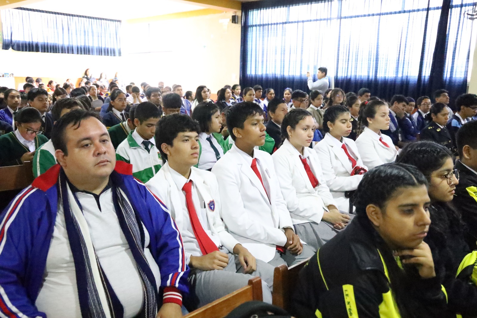CIENCIA, TECNOLOGÍA Y COMPROMISO REGIONAL: ESTUDIANTES LIBERTEÑOS PROYECTAN EL FUTURO DESDE LAS AULAS