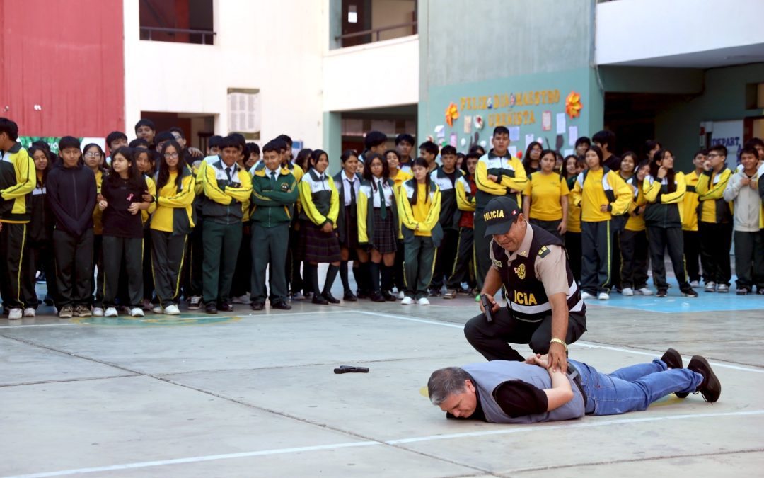 CAMPAÑA REGIONAL “MI ESCUELA, ZONA LIBRE DE VIOLENCIA Y DROGAS” SE DESARROLLÓ EN LA I.E. PEDRO MERCEDES UREÑA