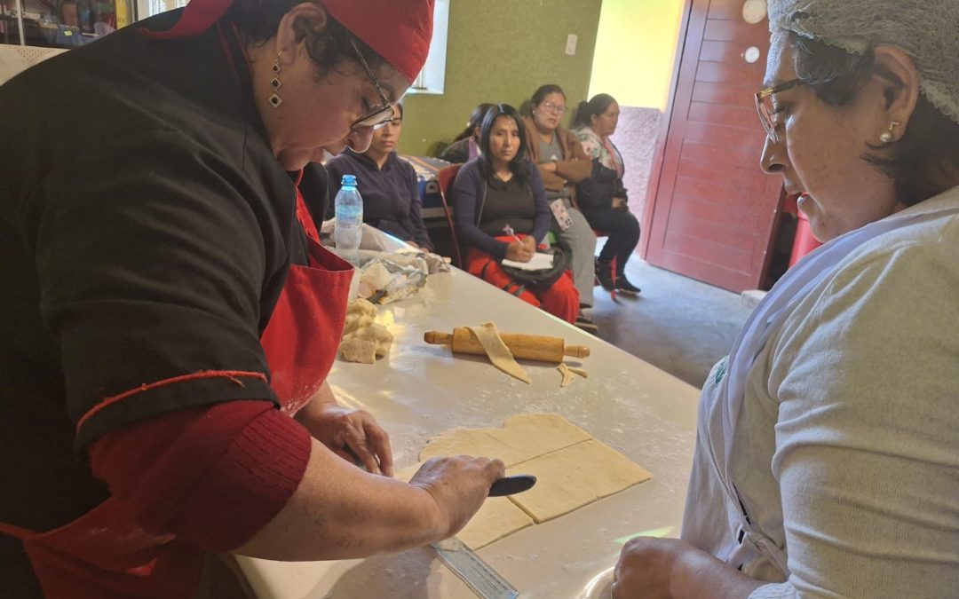 GOBIERNO REGIONAL IMPULSA EL EMPRENDIMIENTO FEMENINO EN EL PORVENIR CON TALLERES GRATUITOS DE REPOSTERÍA