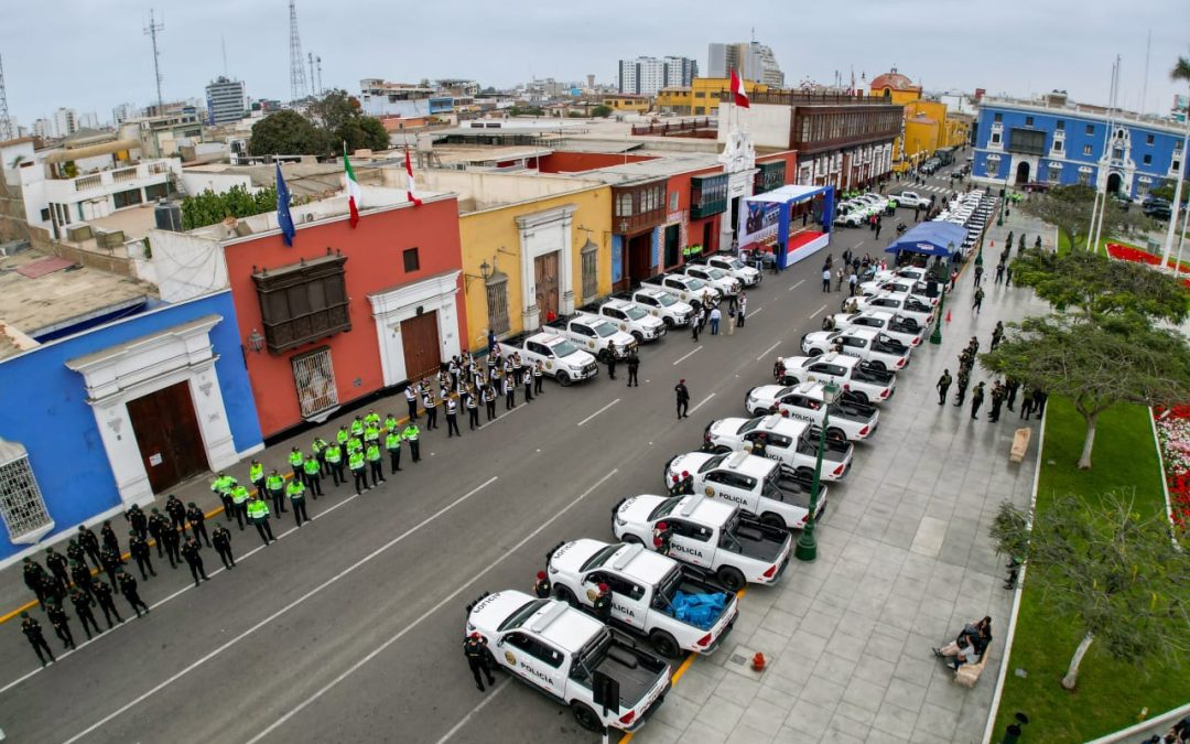 GORE DEFIENDE COMPRA DE CAMIONETAS Y BRINDAN DETALLES DE PROCESOS