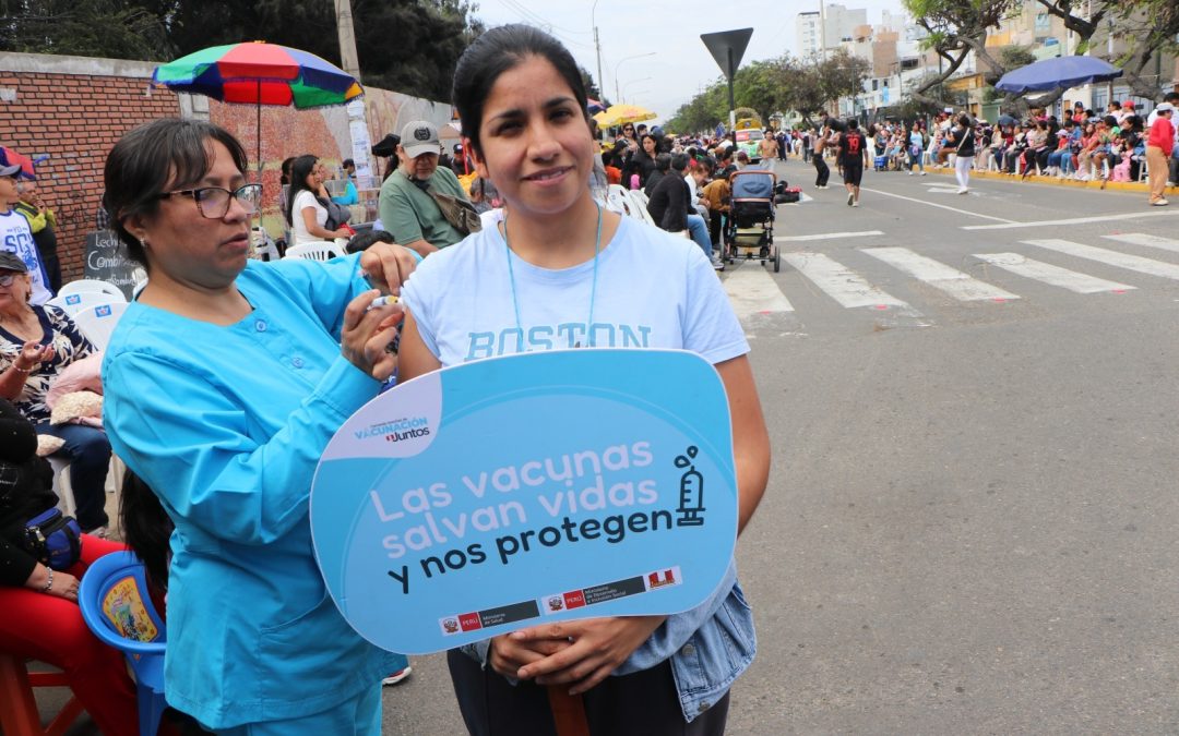 LA LIBERTAD OCUPA OTRA VEZ EL PRIMER LUGAR A NIVEL NACIONAL EN VACUNACIÓN Y SUPERÓ A LIMA