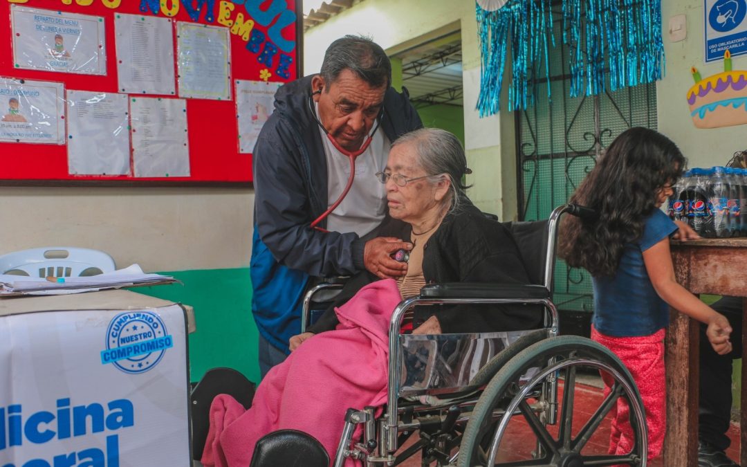 FAMILIAS DEL DISTRITO DE LA ESPERANZA RECIBEN ATENCIÓN MÉDICA INTEGRAL EN CAMPAÑA DE SALUD