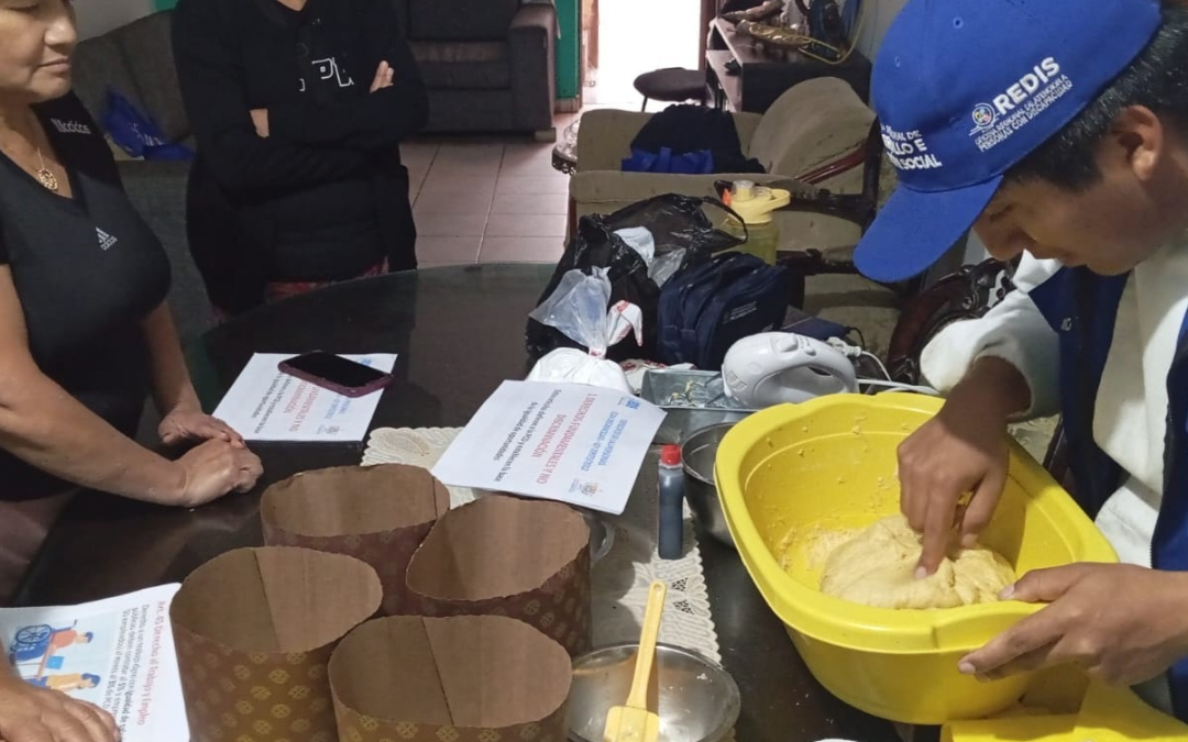 TALLER DE PANETONES IMPULSA EMPRENDIMIENTO Y GENERACIÓN DE INGRESOS SOSTENIBLES