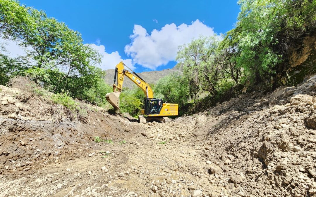GORE INICIA TRABAJOS DE DESCOLMATACIÓN EN LA QUEBRADA PUERTO RICO