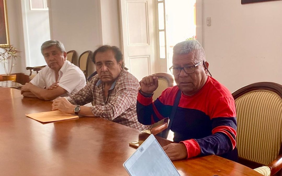 GORE Y SUTEP DESARROLLAN MESA DE DIÁLOGO SOBRE EL PAGO DE BENEFICIOS SOCIALES