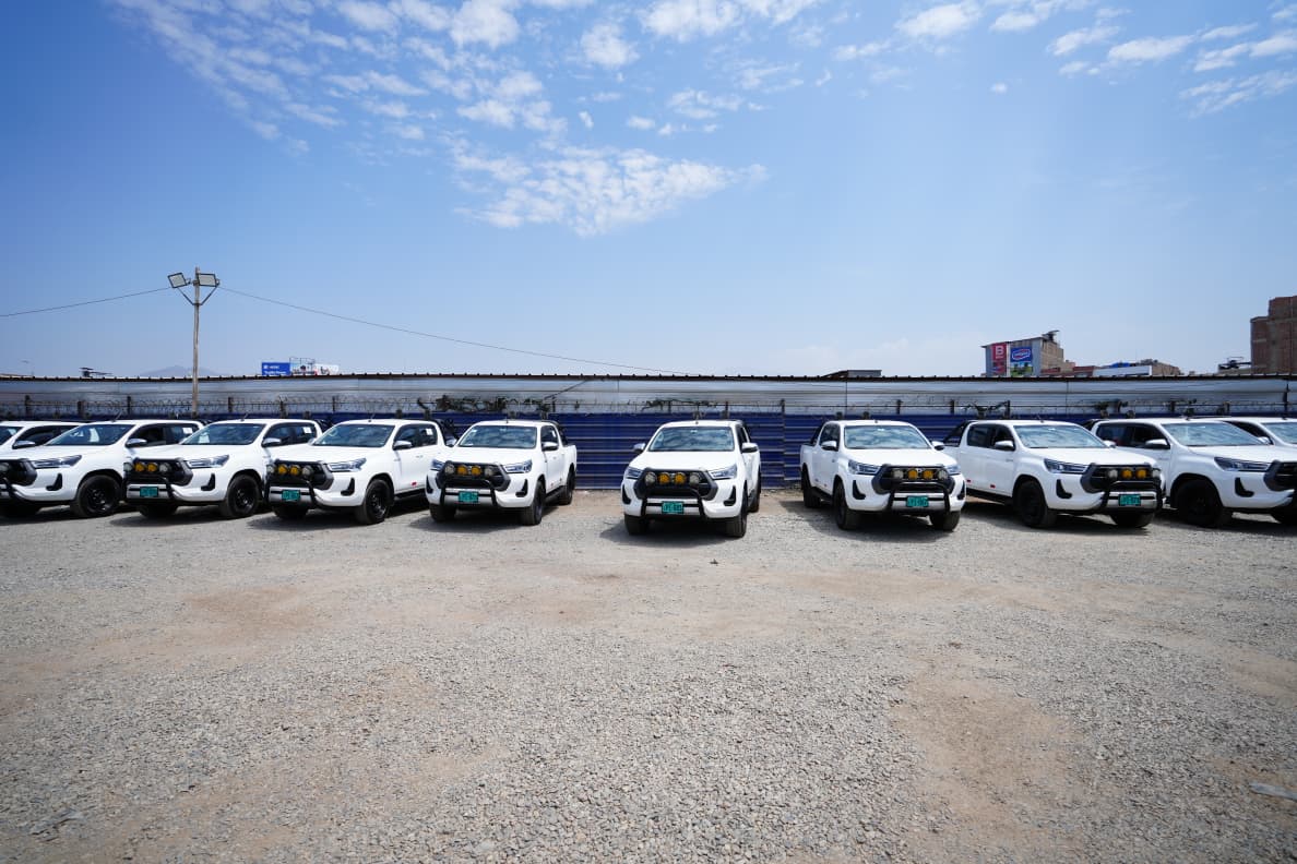 GORE ENTREGÓ 30 CAMIONETAS PARA FORTALECER EL SERVICIO DE INTELIGENCIA POLICIAL