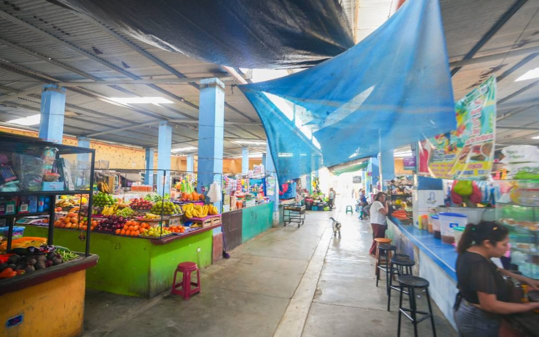 GORE PUSO PRIMERA PIEDRA DE MERCADO DE ASCOPE QUE FINANCIÓ CON S/ 7 MILLONES