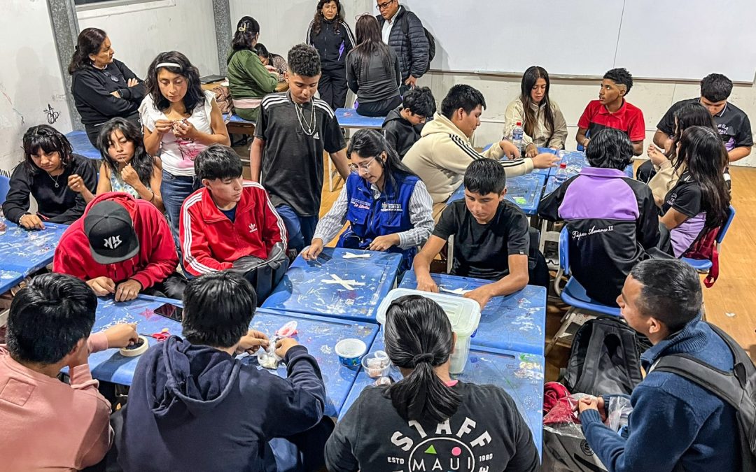 GOBIERNO REGIONAL CULMINA TALLER DE BISUTERÍA Y FORTALECE EL EMPRENDIMIENTO DE 38 ESTUDIANTES