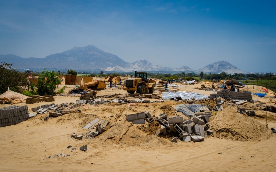 CHAVIMOCHIC RECUPERA CUATRO Ha DE TERRENO INVADIDO EN OPERATIVO EXTRAJUDICIAL