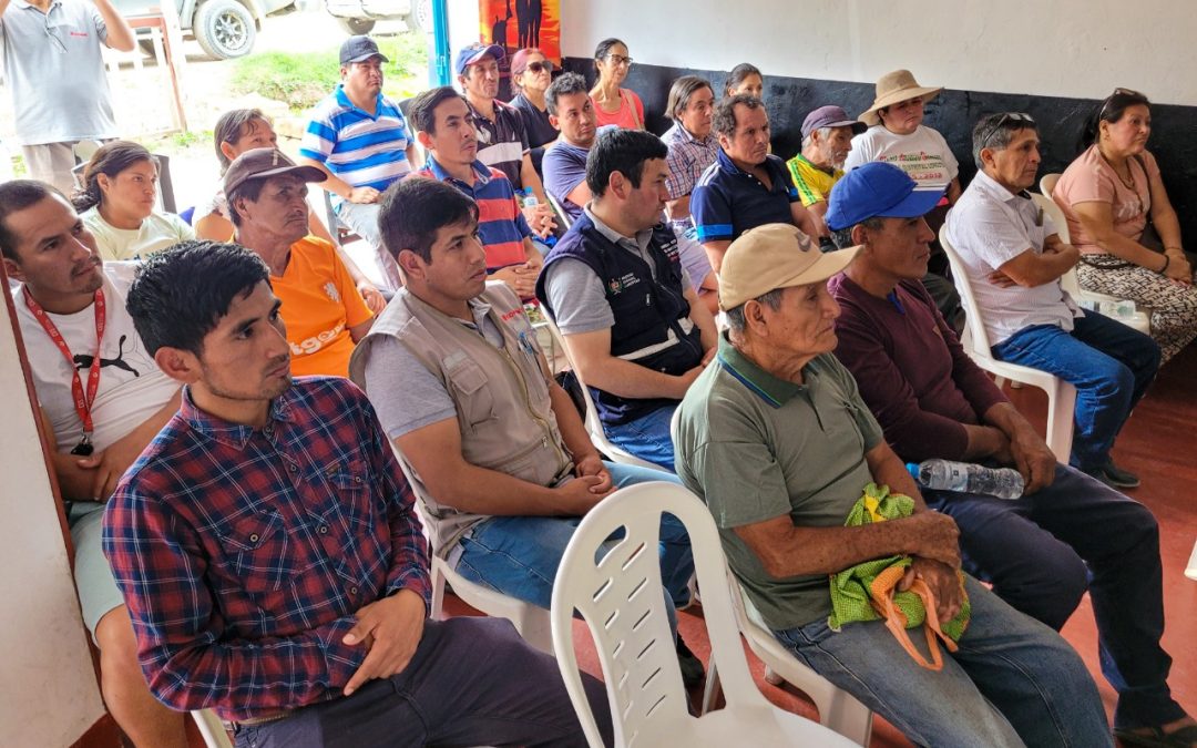 CHAVIMOCHIC CAPACITA A AGRICULTORES DE BOLÍVAR PARA MEJORAR LA PRODUCCIÓN DE PALTA