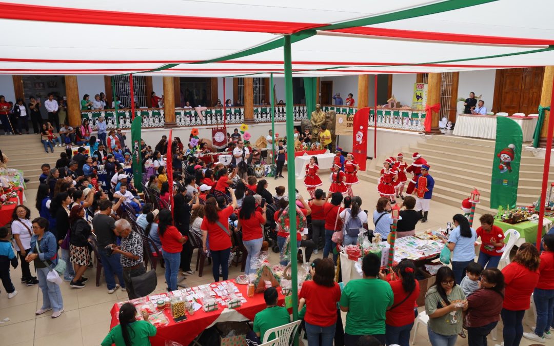 MÁS DE MIL ESTUDIANTES Y DOCENTES PARTICIPARON EN FERIA NAVIDEÑA INCLUSIVA “UNIENDO CORAZONES”