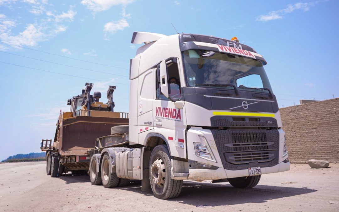 GORE GESTIONA MAQUINARIA PARA DESCOLMATAR LA QUEBRADA LA CULEBRA EN MOCÁN