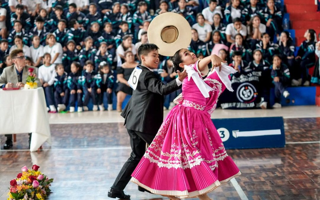 TRUJILLO CELEBRÓ EL ÉXITO DEL CONCURSO NACIONAL ESCOLAR DE MARINERA 2025