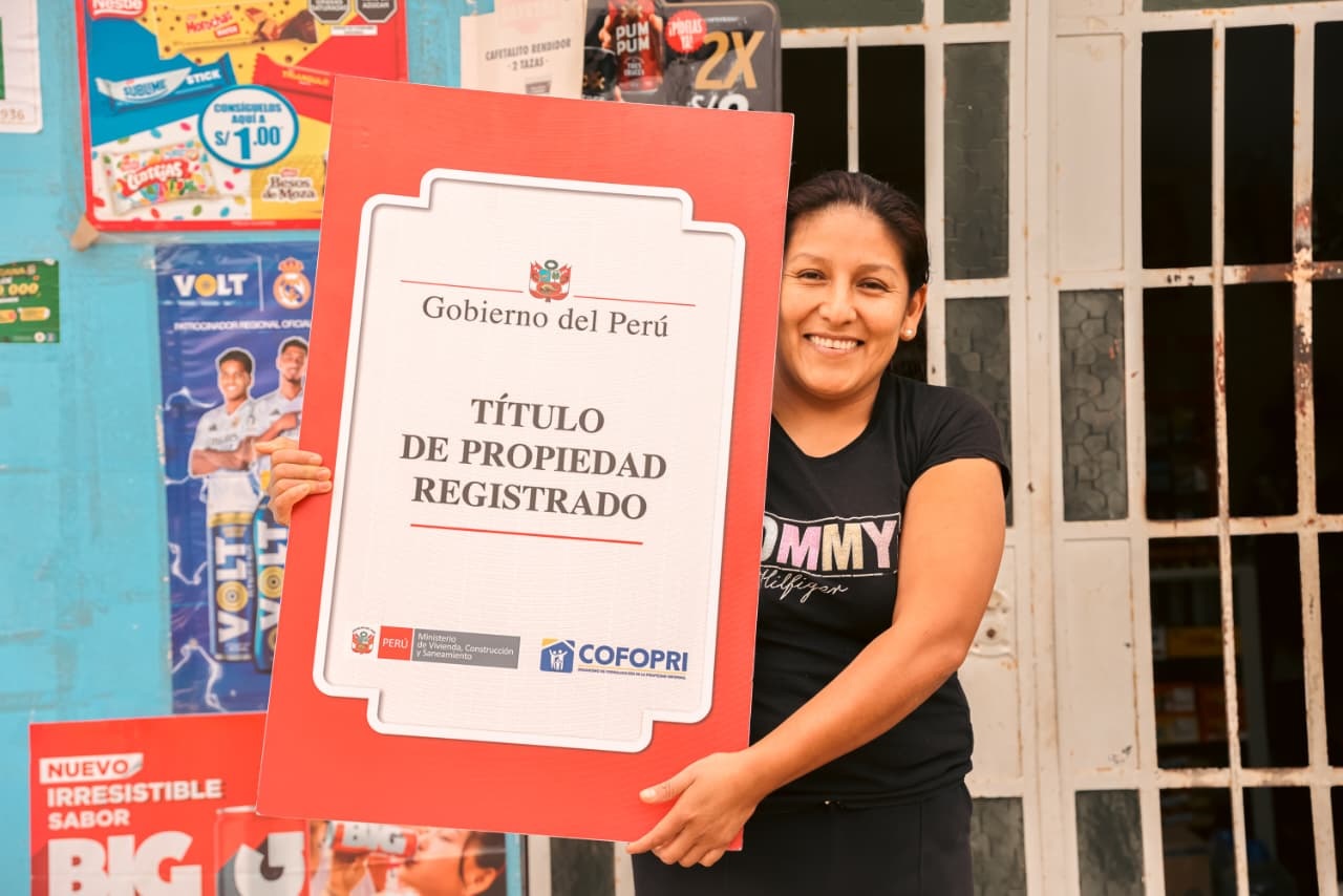 GOBIERNO REGIONAL CONTRIBUYE A QUE 2 MIL FAMILIAS LIBERTEÑAS TENGAN SU TÍTULO DE PROPIEDAD